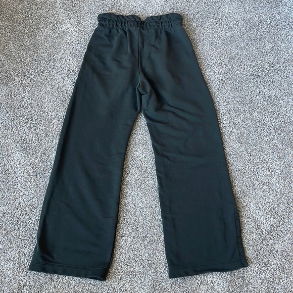 Women’s Nike High-Waisted Fleece Sweatpants - Picture 5 of 7